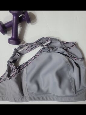 Glamorise Light Gray Sports Bra with Pink Trim
